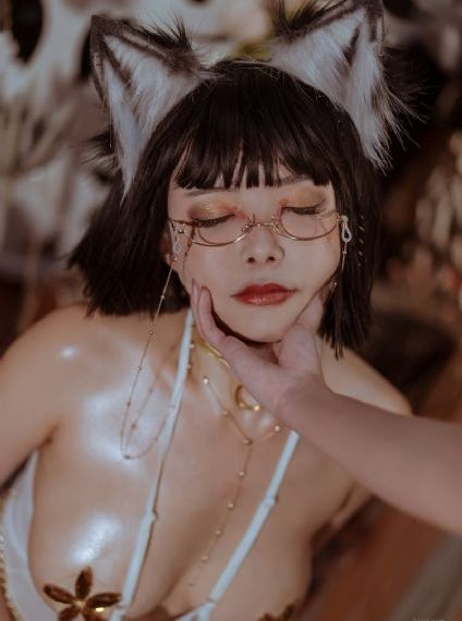 金牌调解主持人_BD英语神马在线观看