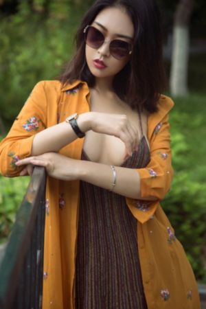 黑帮大佬和我的365 第一季_720手机在线观看