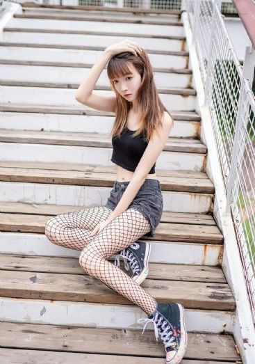 可疑的美容院免费看_剧情片BD在线观看